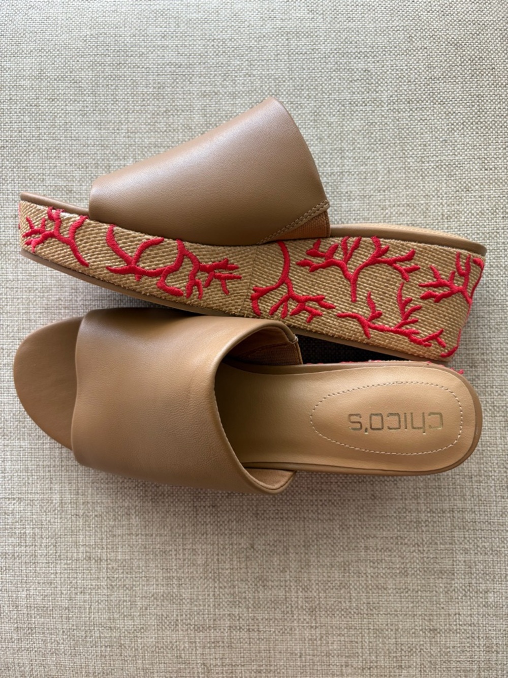 Chico’s Piana Embroidered Platform Slides Tan Coral Wedge Sandals 8.5 NWT